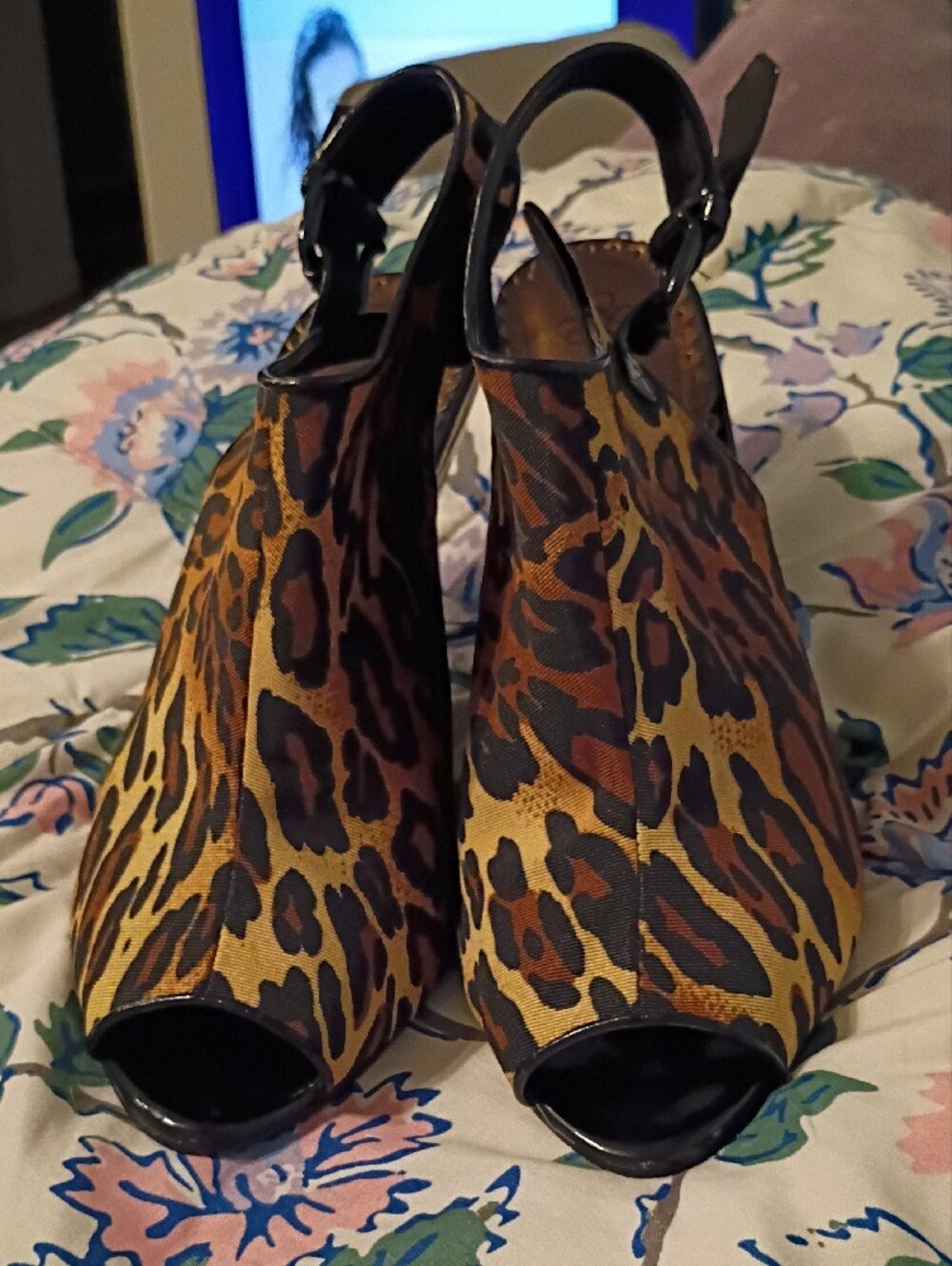 Leopard Print Slingback Heels - Women - Picture 3 of 3